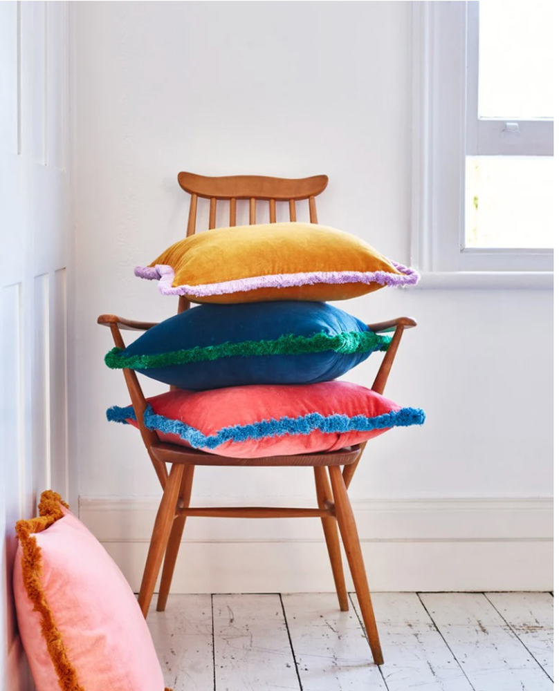 Oliver Bonus pillows