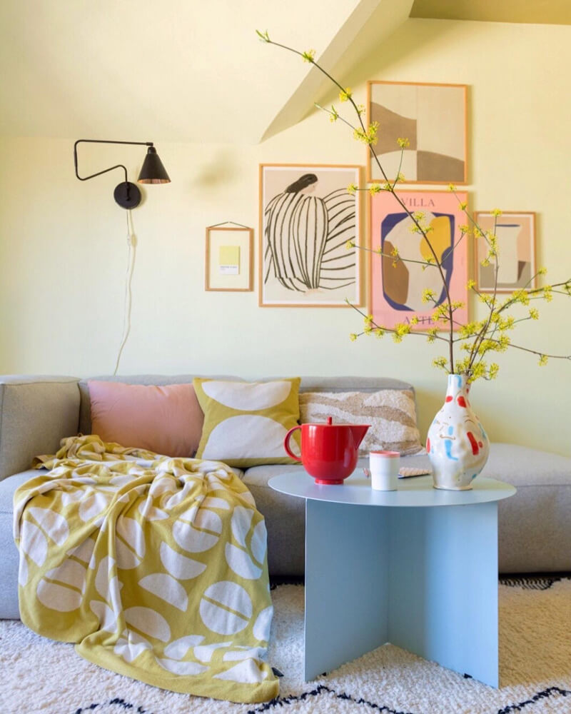 Living room in pastel colours with gallery wall painted in Lick paint White 01