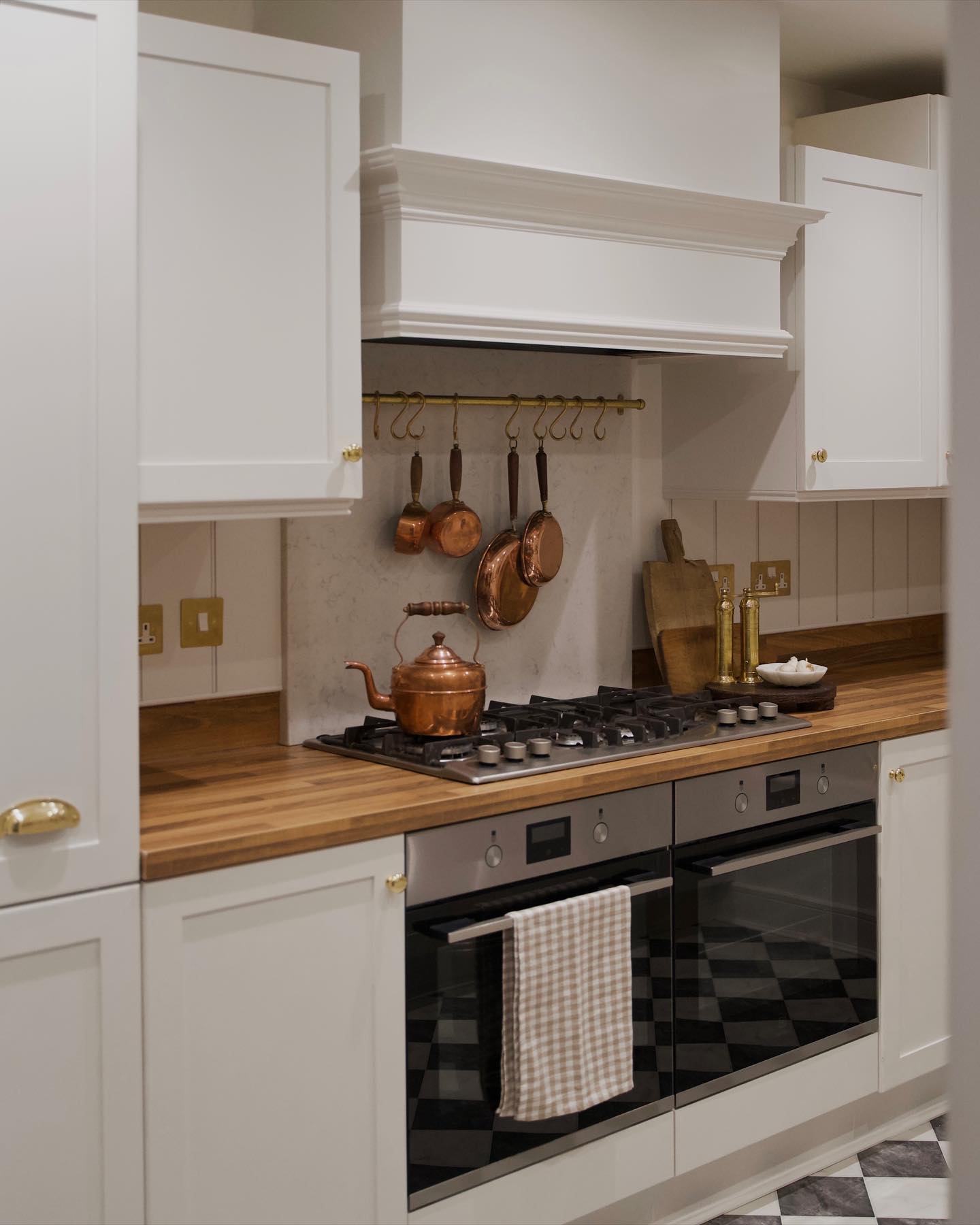 Kitchen cabinets and cupboards painted in Lick White 04 paint