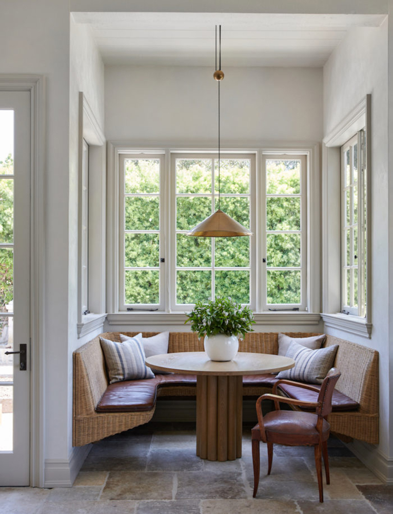 Moderner Landhaus-Essbereich, fotografiert von Tessa Neustadt