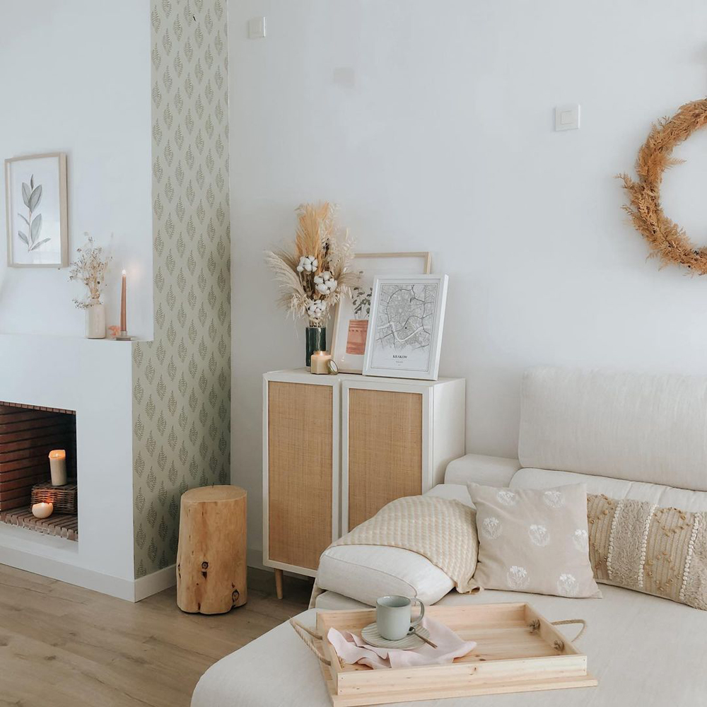 Boho Chic inspiriertes Wohnzimmer, gestrichen mit Lick Green 09 Farbe