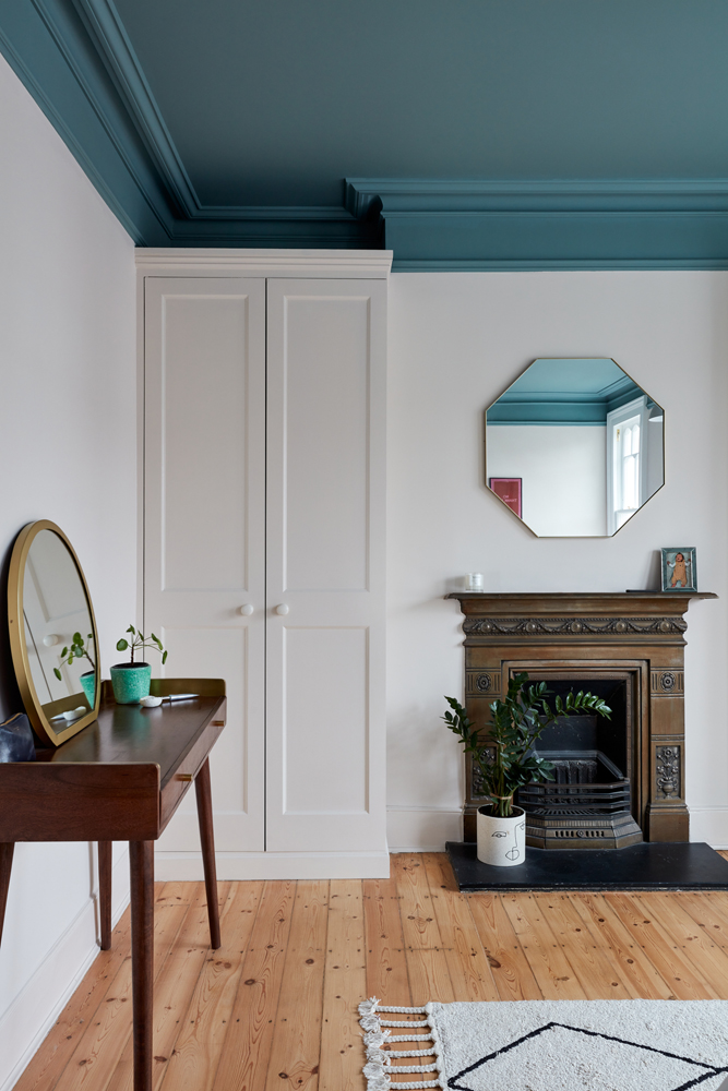 Jim Chapman's bedroom decorated with Lick Pink 01 on the walls and Lick Teal 01 on the ceiling
