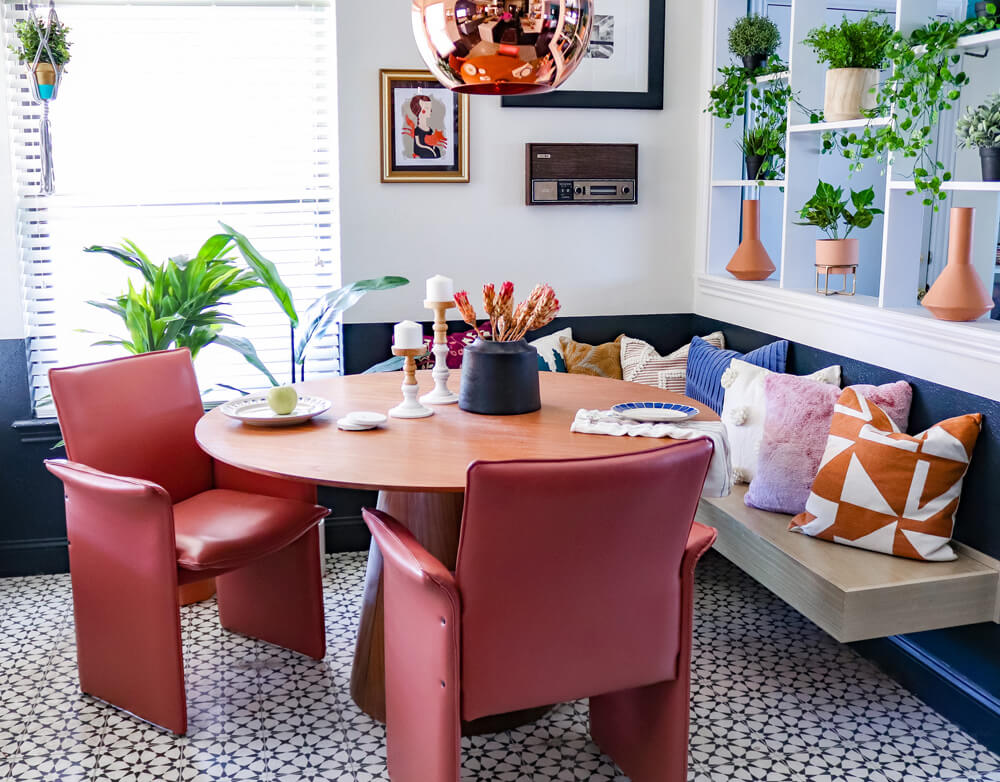 Maximalist interior trend decorated by @aboldnewhue