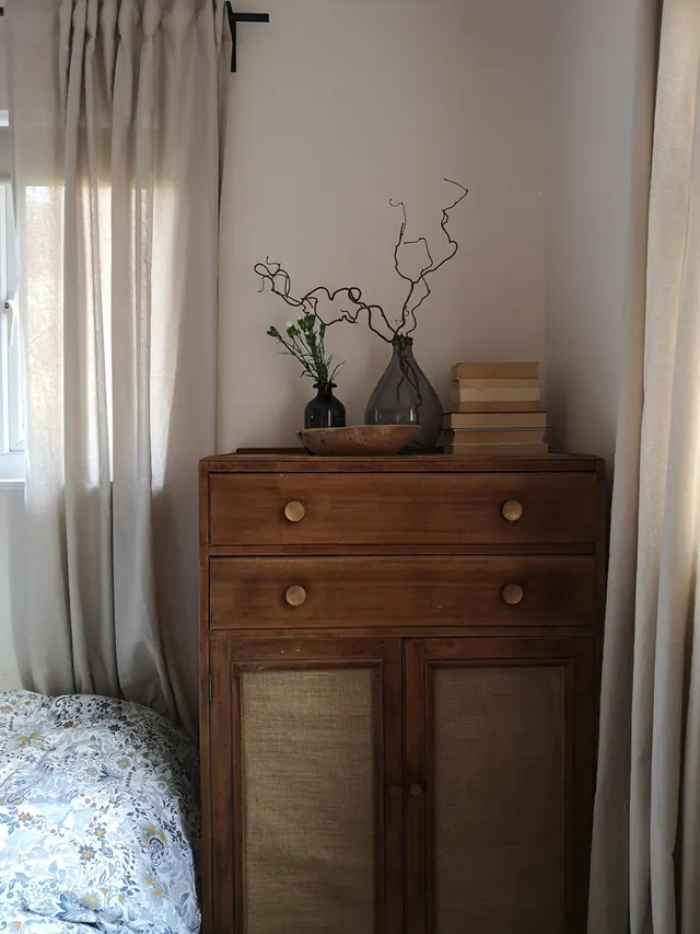 Vintage dresser in the traditional farmhouse bedroom of @WE_ARE_THE_RUSSELLS