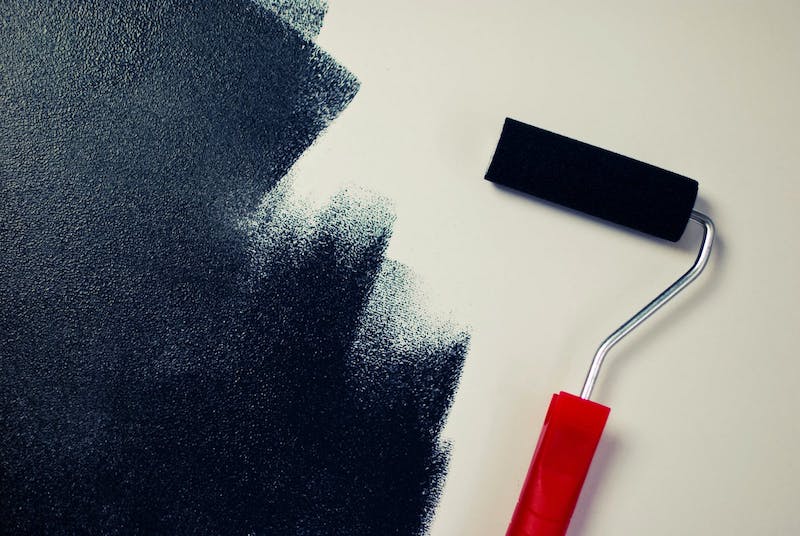 Lick paint black 01 roller marks on wall