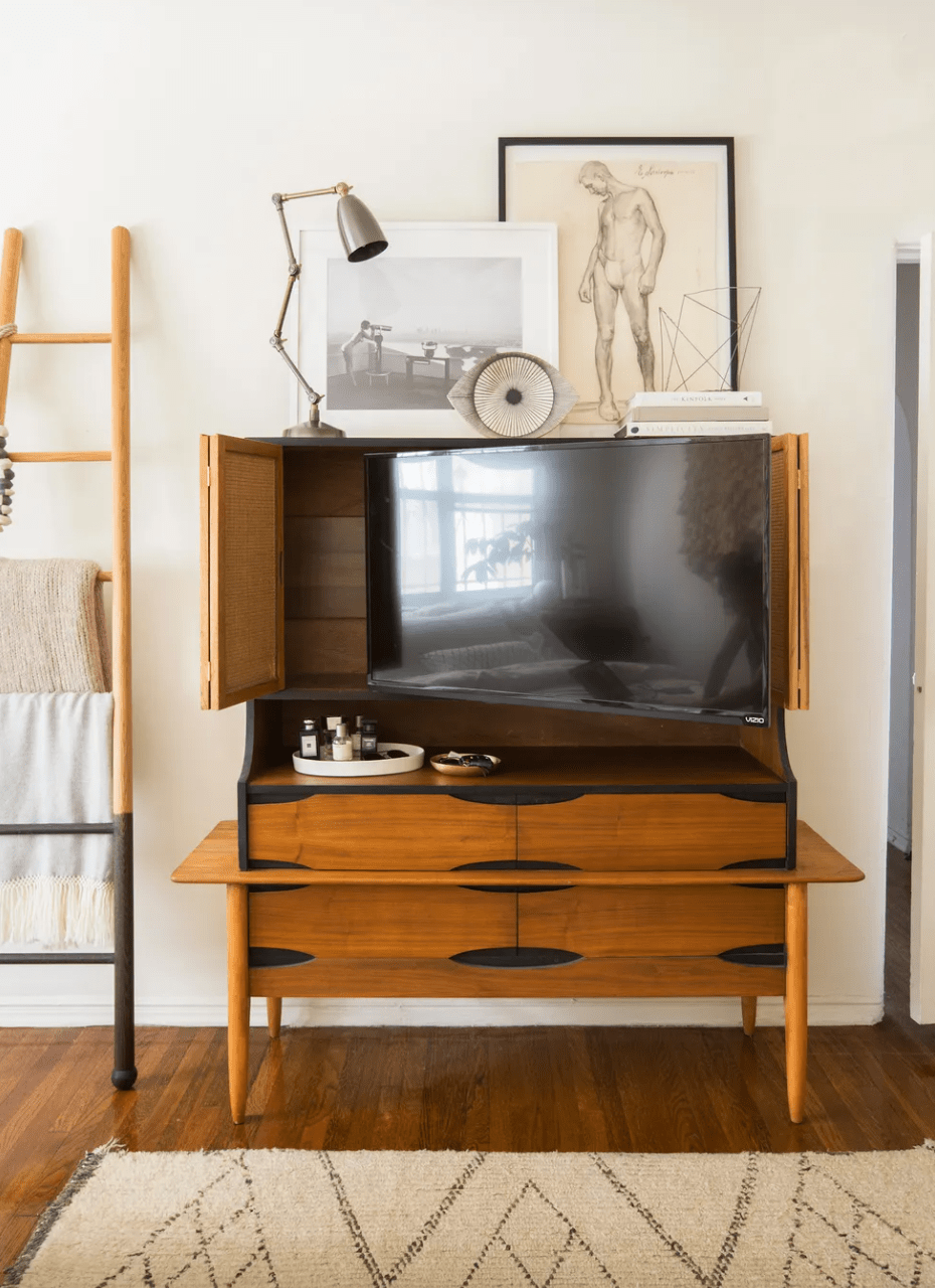 Tv in cabinet