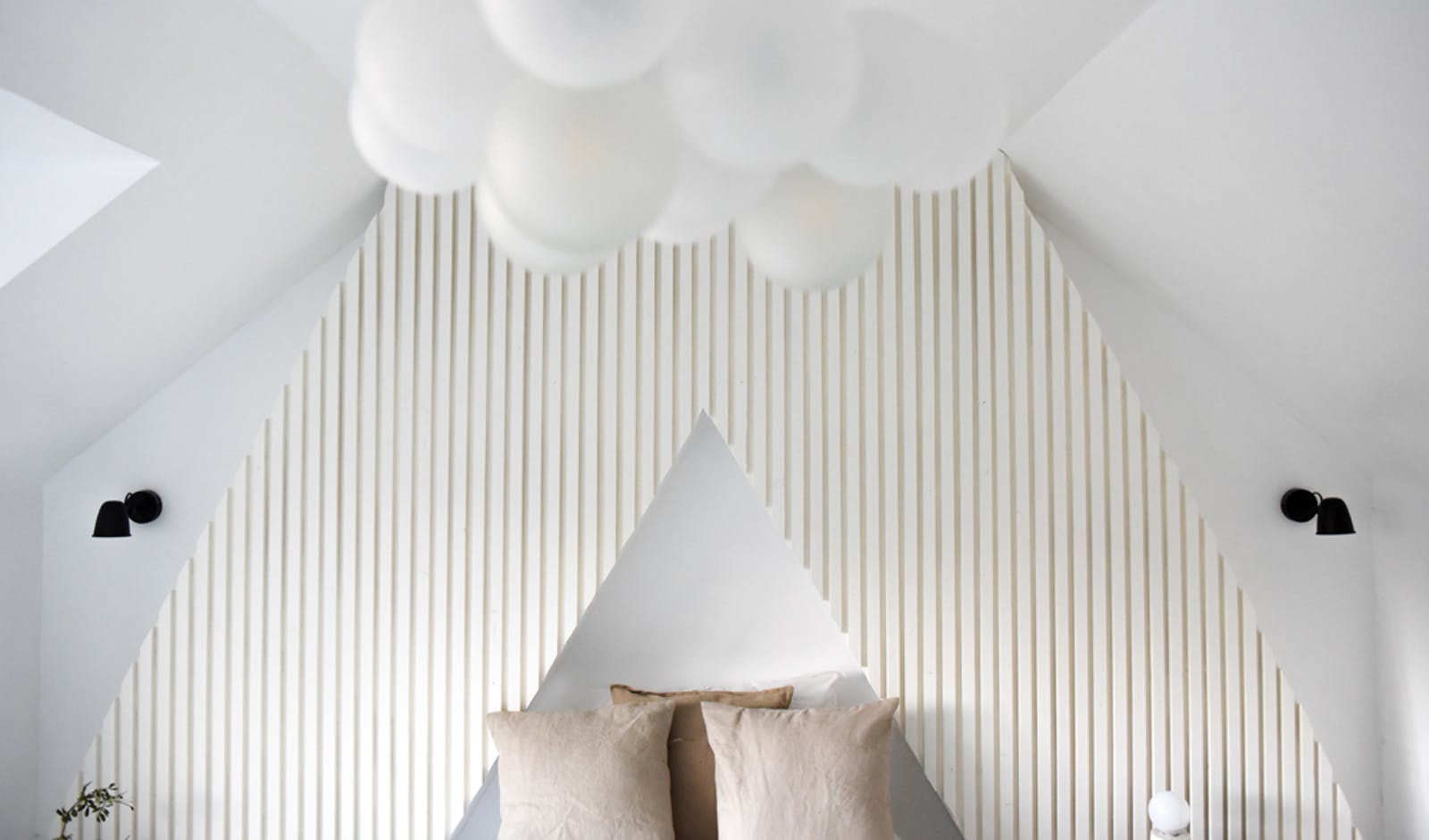 White 03 Bedroom Panelling by @edwardian_love
