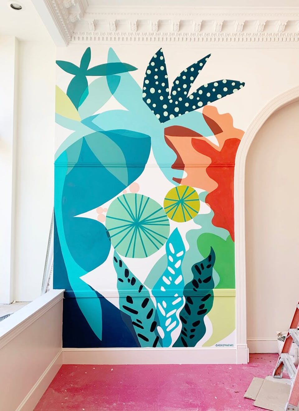Kids bedroom DIY tropical floral mural in blues and red