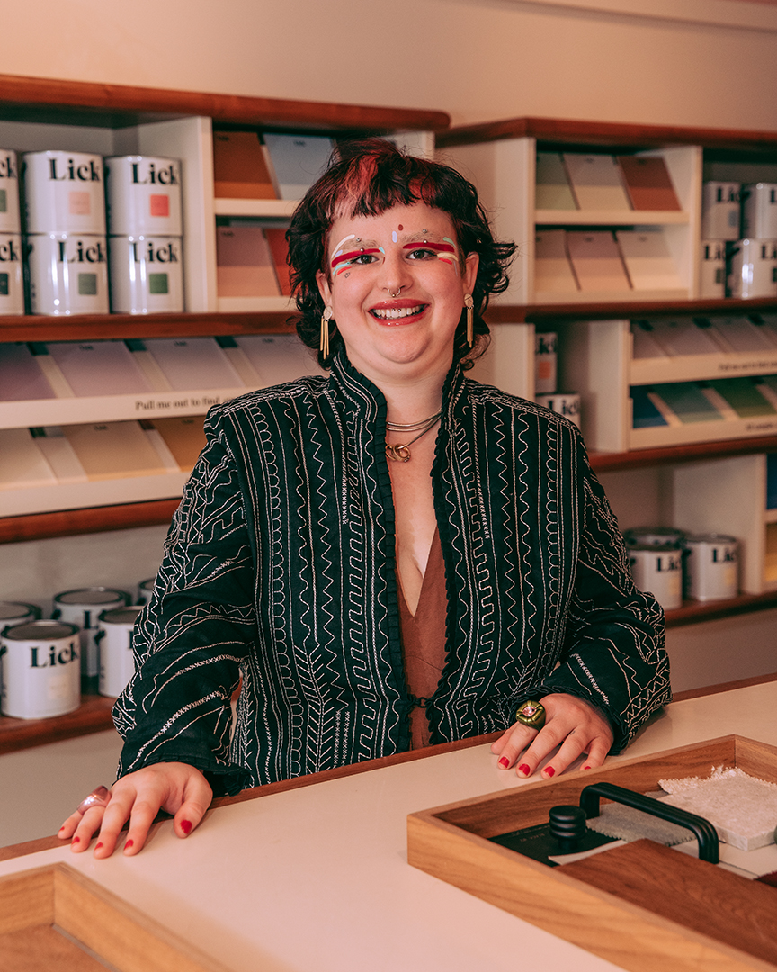 Lulu Leonard-Biebuyck, Colour Consultant