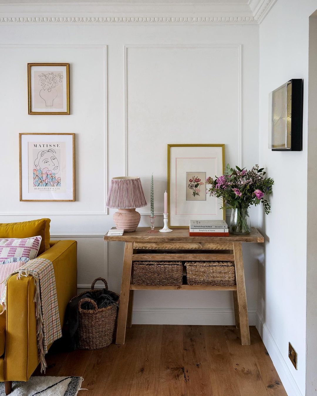 Living room panelling painted in Lick White 01 paint