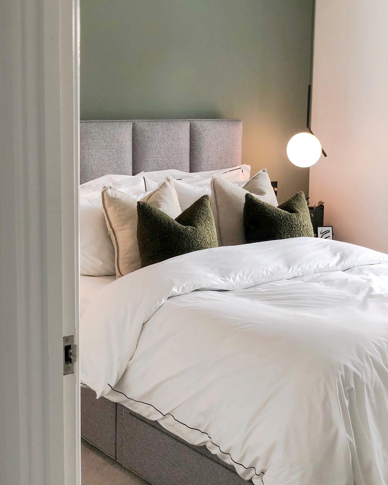 THIS BEDDING IS DEFINITELY HOTEL-WORTHY @INSIDESIXTYTHREE