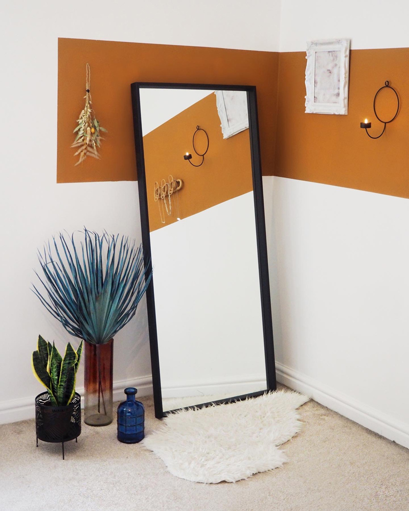 70s retro inspired mural painted in Lick paint Orange 02