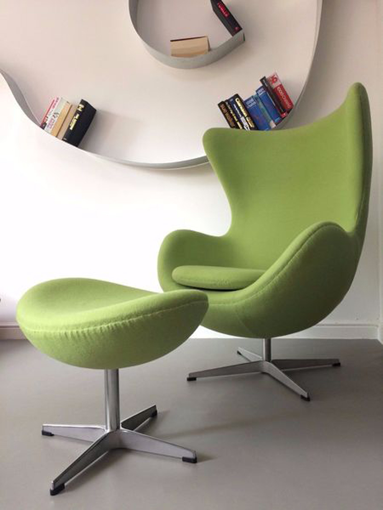 Retro green chair
