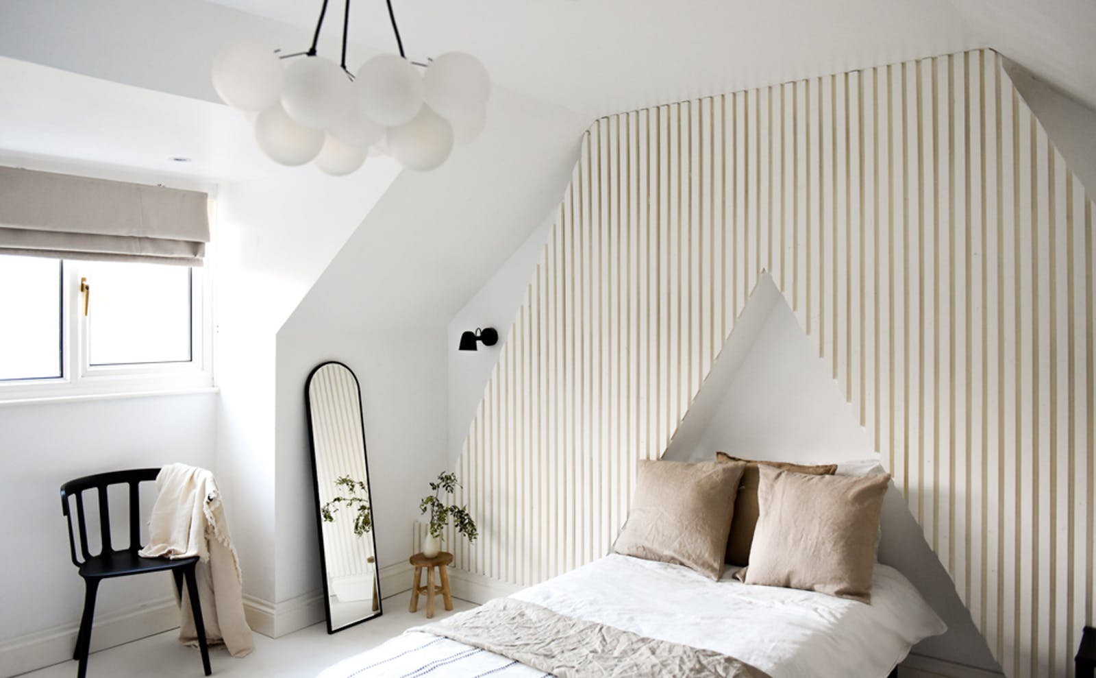 White 03 Bedroom Panelling by @edwardian_love
